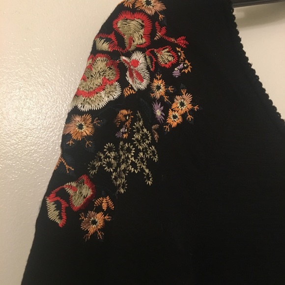 Free people dress with sleeve detail - Picture 3 of 5